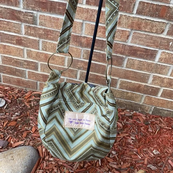 Cherella Blue, green & brown Floral unique crossbody or shoulder handbag - Picture 7 of 11